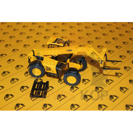 Model ładowarki teleskopowej / Skala 1:35