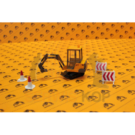 Model MINI EXCAVATOR - 1:35