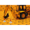 Model / Contractor - 1:25