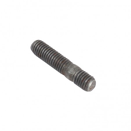 Manifold stud suitable for JCB