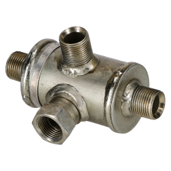 Transmission pipe manifold suitable for JCB